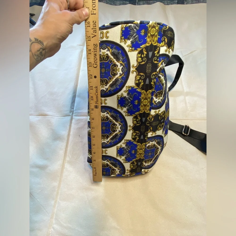 Alice + Olivia Weekender Duffle Gaudy Blue and Gold Design Women's Weekender Bag - Picture 4 of 7